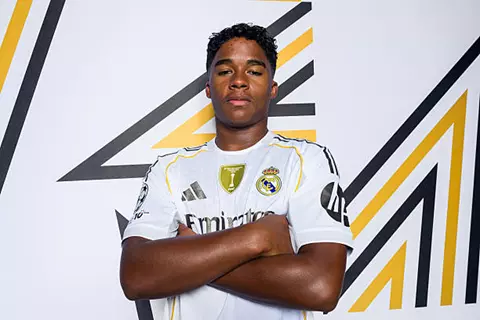 إندريك.. رقم 9 لم يسبق أن رآه ريال مدريد